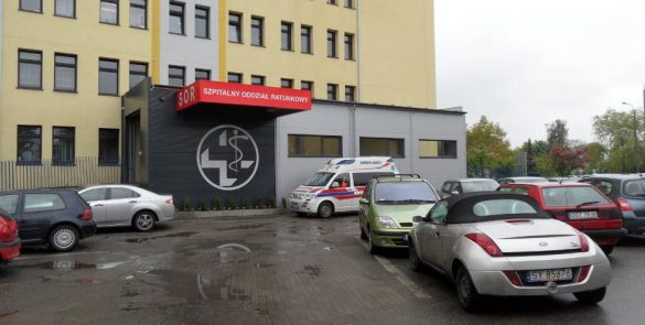 Szpital-Tarnowskie-Gry-2.jphg_-585x295